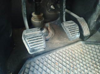 PEDAL EMBRAGUE FORD TRANSIT NEW LINE (TT9)