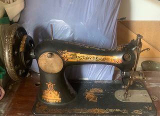 Máquina de coser antigua Singer
