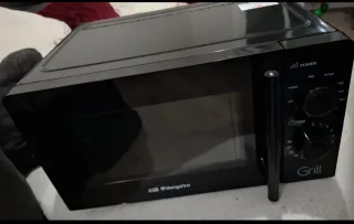 Microonde Nero con Grill