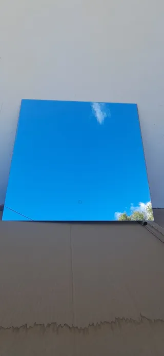 Espejo LED NADIA 80x80 cm con sensor.