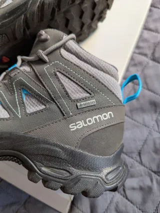 Botas de senderismo Salomon originales.