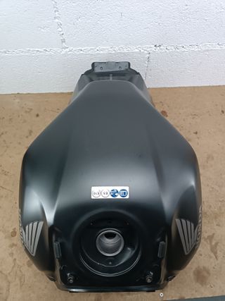 Deposito CB650R CBR650R Honda tanque 19-25