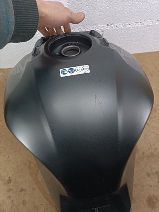Deposito CB650R CBR650R Honda tanque 19-25