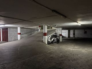 Garaje en venta en San Matías - Realejo en Granada