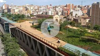 Local comercial en venta en Sants-Badal en Barcelona