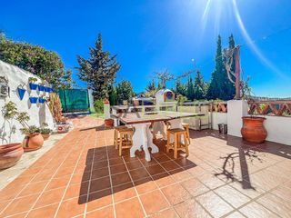 Chalet en alquiler en Frigiliana