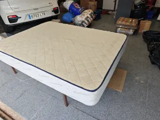 Somier y colchón 135cm