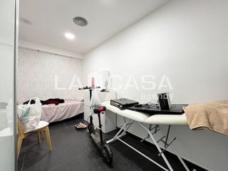 Local comercial en venta en Artigas - Llefià en Badalona
