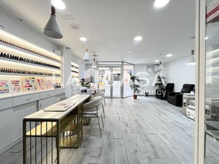 Local comercial en venta en Artigas - Llefià en Badalona