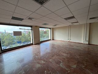 Oficina en venta en Almeda - El Corte Inglés en Cornellà de Llobregat