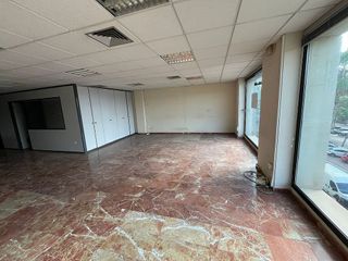 Oficina en venta en Almeda - El Corte Inglés en Cornellà de Llobregat
