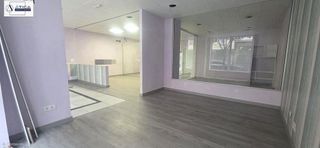 Local comercial en venta en Puerto Chico en Santander