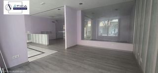 Local comercial en venta en Puerto Chico en Santander