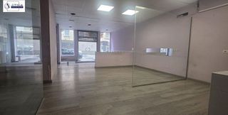 Local comercial en venta en Puerto Chico en Santander