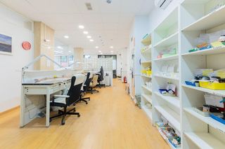 Local comercial en venta en Arrancapins en Valencia