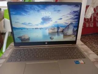 HP Laptop 15 Plata