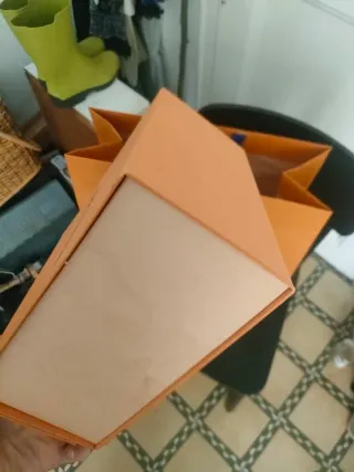 Lote Bolsa Grande y Caja Louis Vuitton