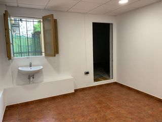 Local comercial en alquiler en Los Castros - Castrillón - Eiris en Coruña (A)
