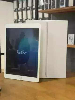 IPAD 8th 32GB PLATA WIFI (2020)