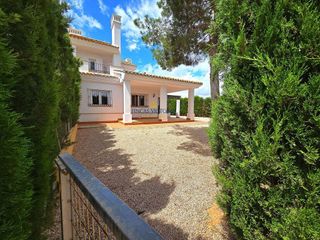 Casa adosada en venta en Fuente Alamo