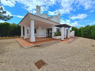 Casa adosada en venta en Fuente Alamo