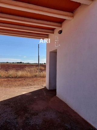 Terreno en venta en Pozuelo de Calatrava