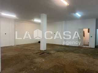 Local comercial en venta en La Granja-La Colina-Los Pastores en Algeciras