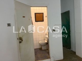 Local comercial en venta en La Granja-La Colina-Los Pastores en Algeciras