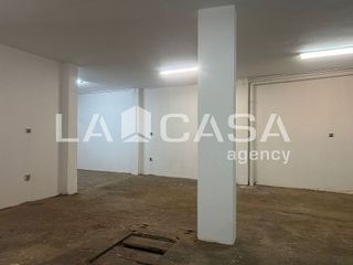 Local comercial en venta en La Granja-La Colina-Los Pastores en Algeciras