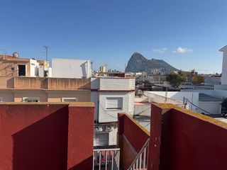 Casa adosada en venta en La Línea de la Concepción ciudad en Línea de la Concepción (La)