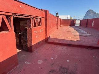 Casa adosada en venta en La Línea de la Concepción ciudad en Línea de la Concepción (La)