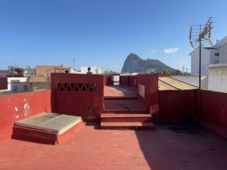 Casa adosada en venta en La Línea de la Concepción ciudad en Línea de la Concepción (La)