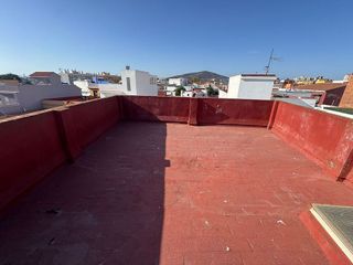 Casa adosada en venta en La Línea de la Concepción ciudad en Línea de la Concepción (La)