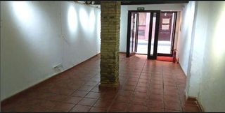 Local comercial en venta en La Magdalena en Zaragoza