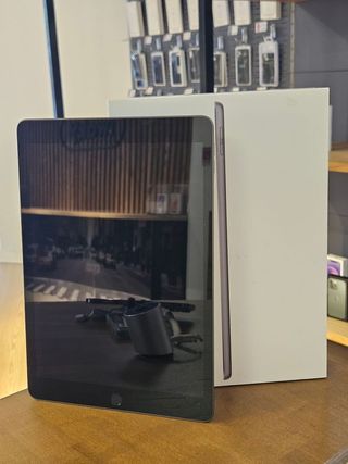 IPAD 9th 256GB SPACE GRAY WIFI BATERIA 96%