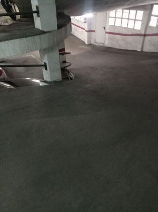 Garaje en venta en El Raval - Safaretjos en Santa Coloma de Gramanet