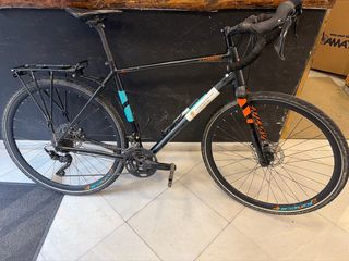 Bicicleta Gravel Conway Negra