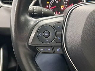 Toyota Corolla Sedán 125H Active Tech