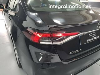 Toyota Corolla Sedán 125H Active Tech