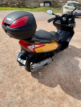 Kymco Superdink 300 ABS