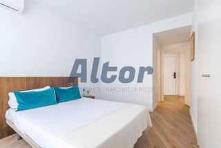 Piso en alquiler en Castillejos en Madrid