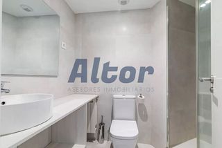 Piso en alquiler en Castillejos en Madrid