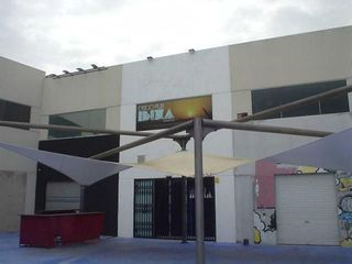 Local comercial en venta en Amposta