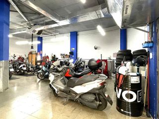 Local comercial en venta en Sants en Barcelona