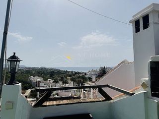 Casa adosada en venta en Chaparil - Torrecilla en Nerja