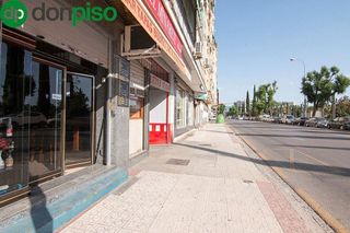 Local comercial en venta en Camino de Ronda - Rosaleda en Granada