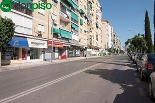 Local comercial en venta en Camino de Ronda - Rosaleda en Granada