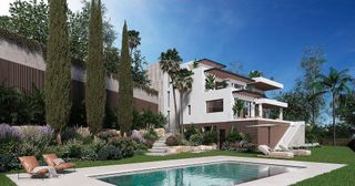 Solar en venta en Zona el Higuerón en Benalmádena