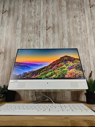 PC Lenovo IdeaCentre i3 Plata/Blanco