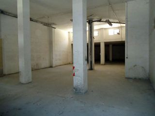 Local comercial en venta en Los Olivos en Huesca